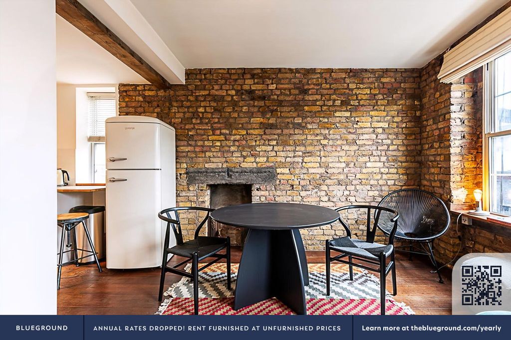 Property photo 3 of 26 Dining Area