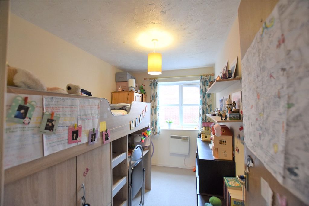 Property photo 3 of 8 Picture No. 04