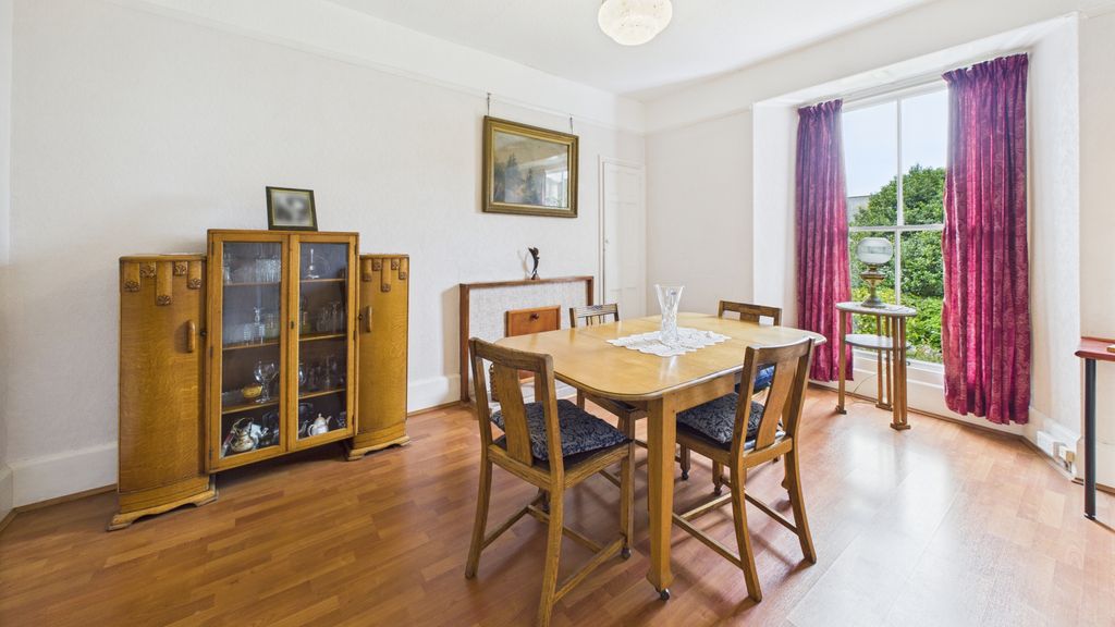 Property photo 3 of 13 Gallery