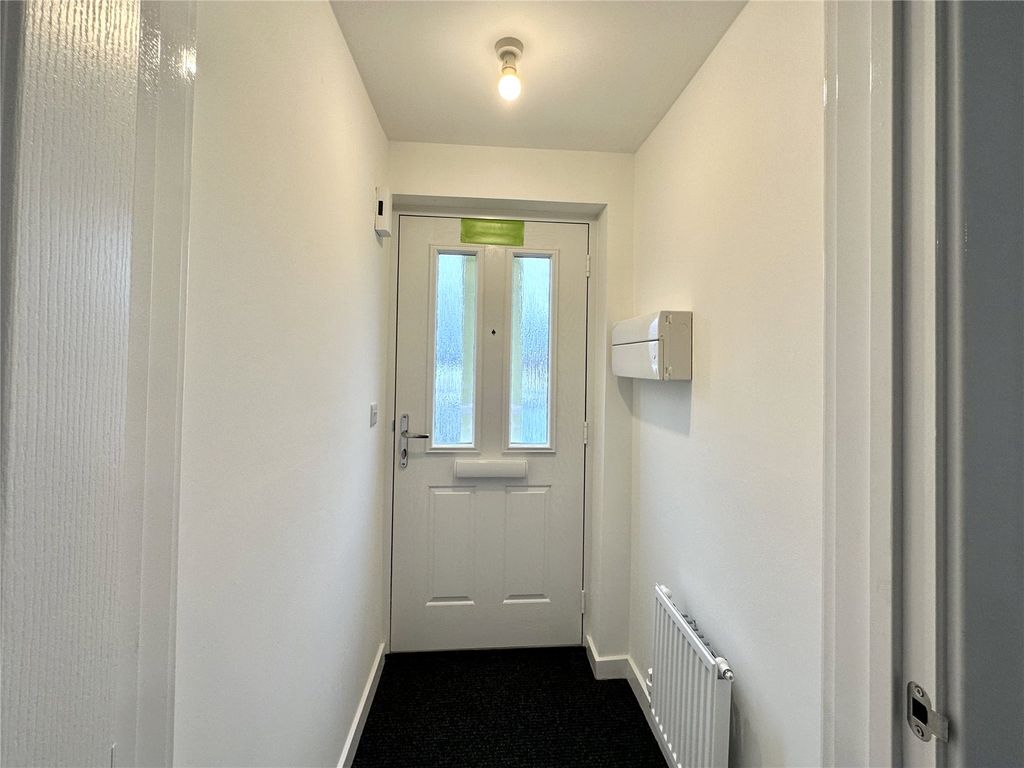 Property photo 2 of 16 Picture No. 15