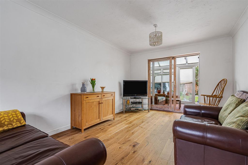 Property photo 2 of 21 7_77913.Jpg