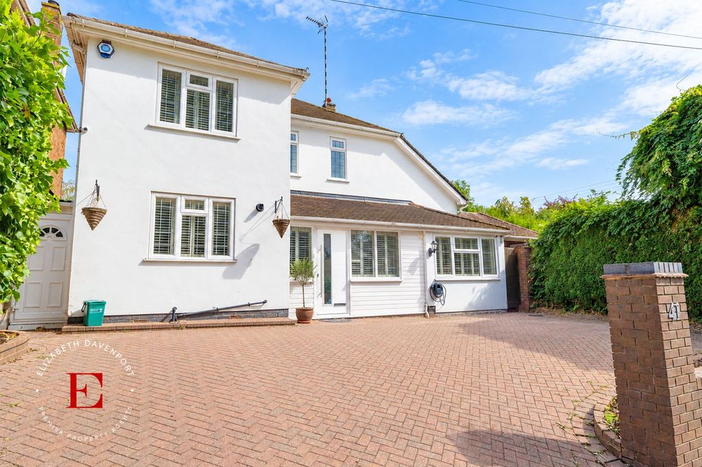 Property photo 1 of 33