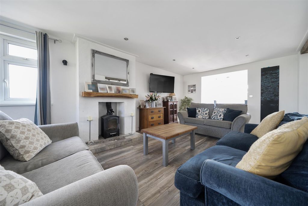 Additional image 13 of 6 bed detached house for saleBohelland Rise, Penryn TR10