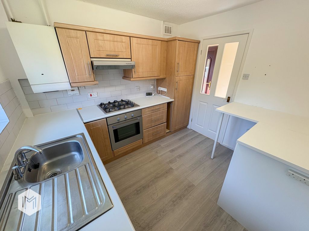 Property photo 2 of 17 Picture No. 15