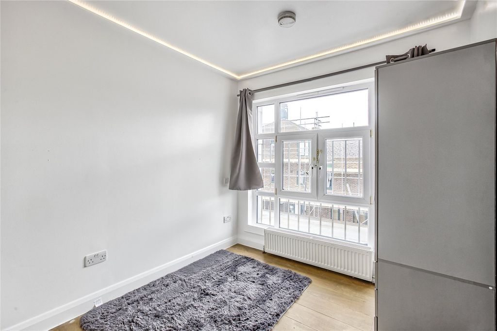 Property photo 2 of 12 Picture No. 01