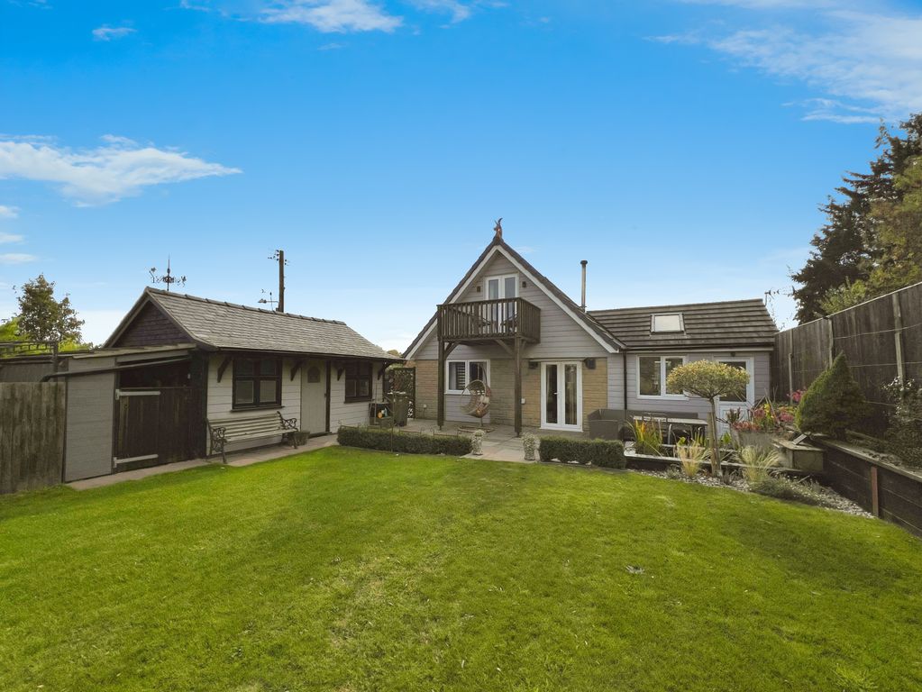 Property photo 2 of 22