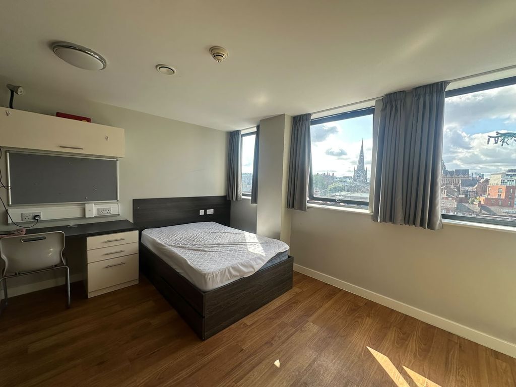 Property photo 3 of 7 Sov947785Whatsapp Image 2026-08-19 At 13.10.02 (1).Jpg