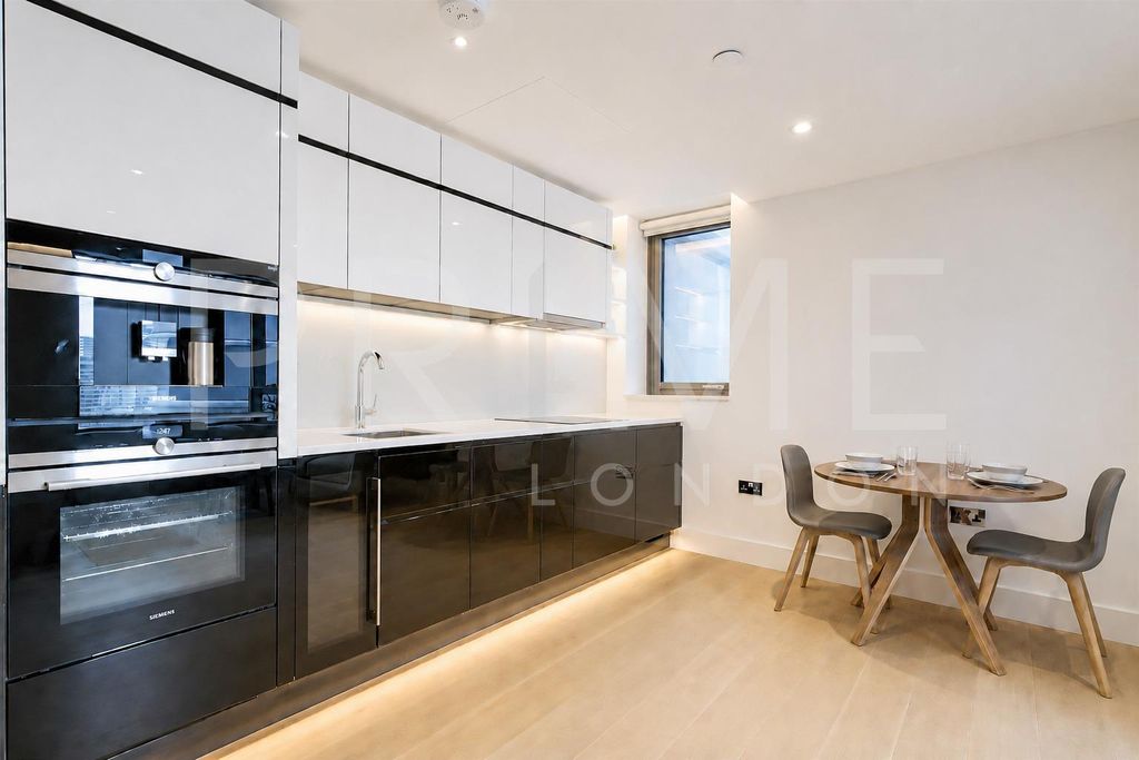Property photo 2 of 17 Tc63.Jpg