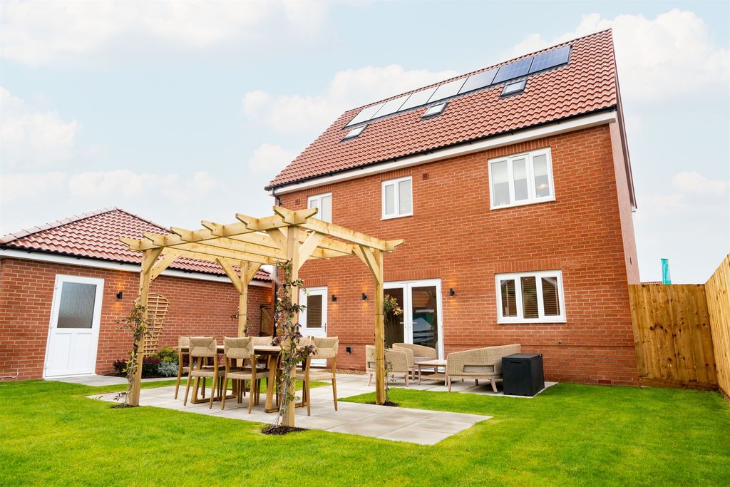 Property photo 3 of 30