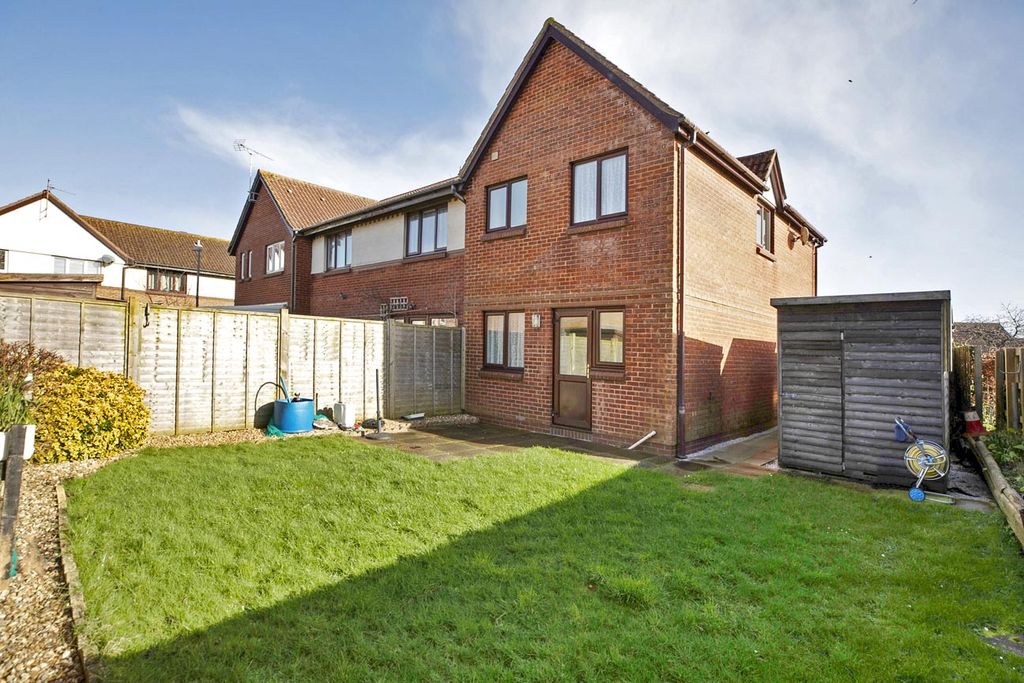 Property photo 3 of 11 Photo 8