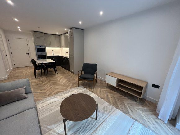 Property photo 3 of 11 4 - .Jpg