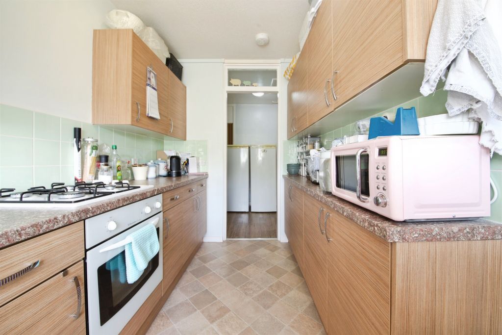 Property photo 3 of 13