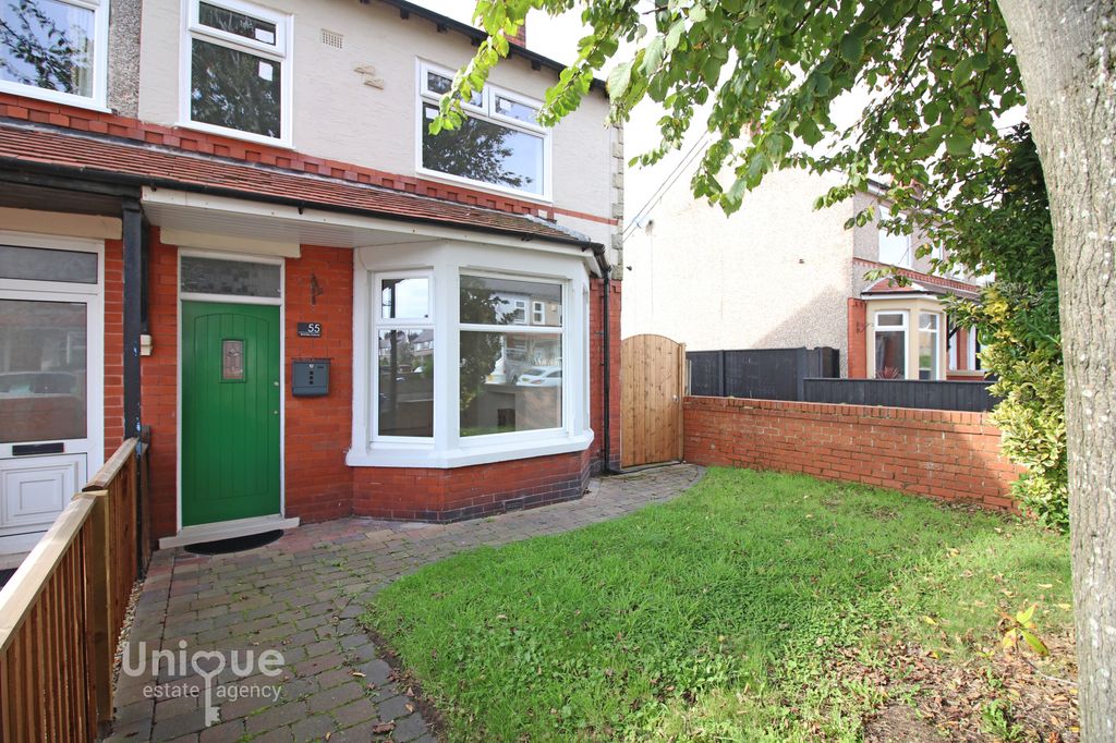 Property photo 1 of 22