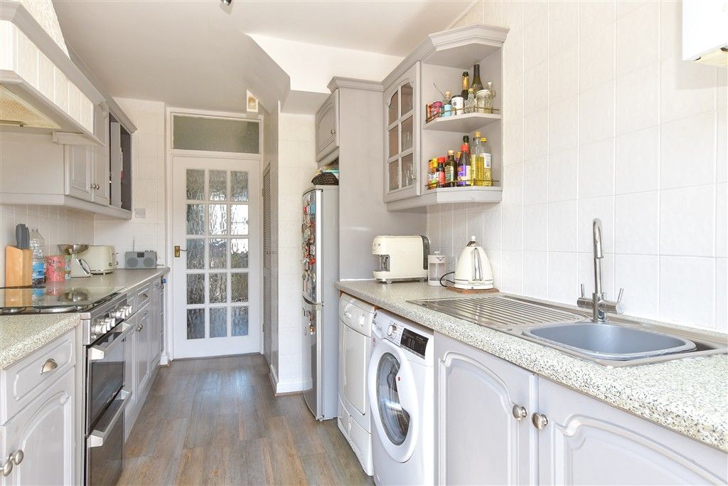 Property photo 2 of 12 Kitchen