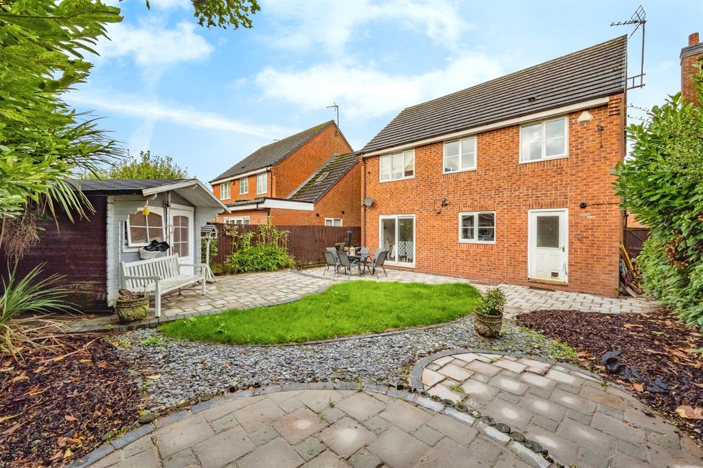 Property photo 1 of 17