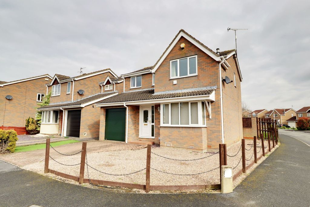 Property photo 2 of 19