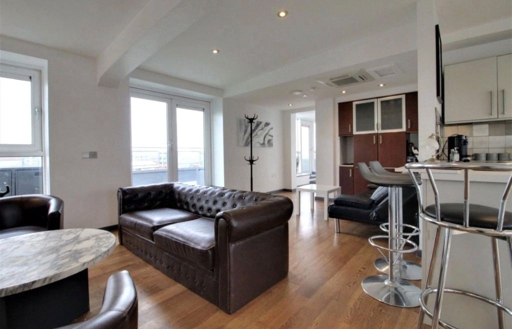 Property photo 2 of 30 Picture No. 24