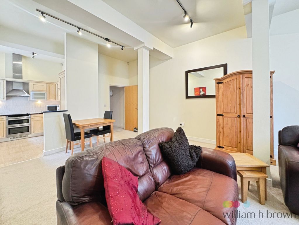 Property photo 3 of 16 Image