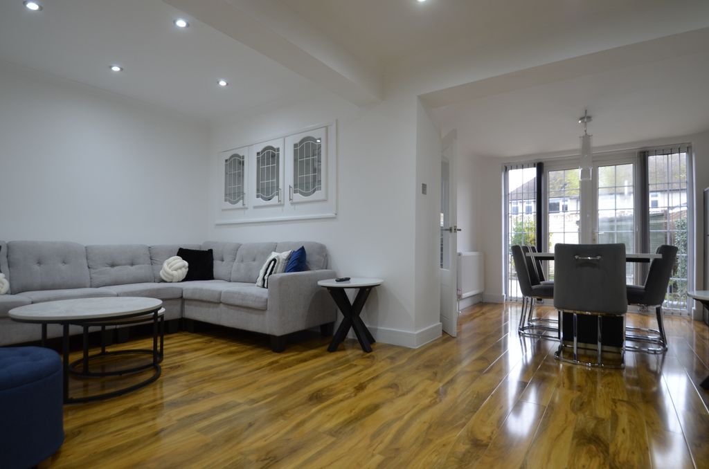 Property photo 3 of 7 _Dsc0579