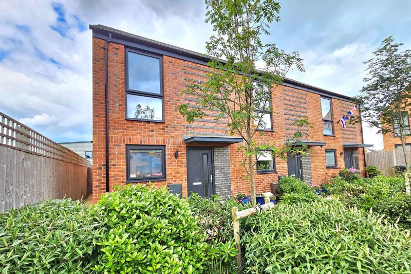 Property photo 1 of 12 Front