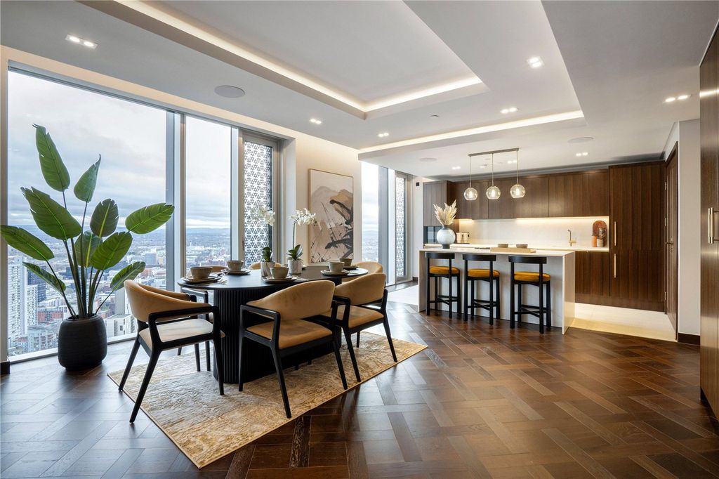 Property photo 1 of 39 Viadux