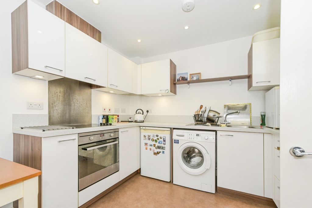 Property photo 3 of 17