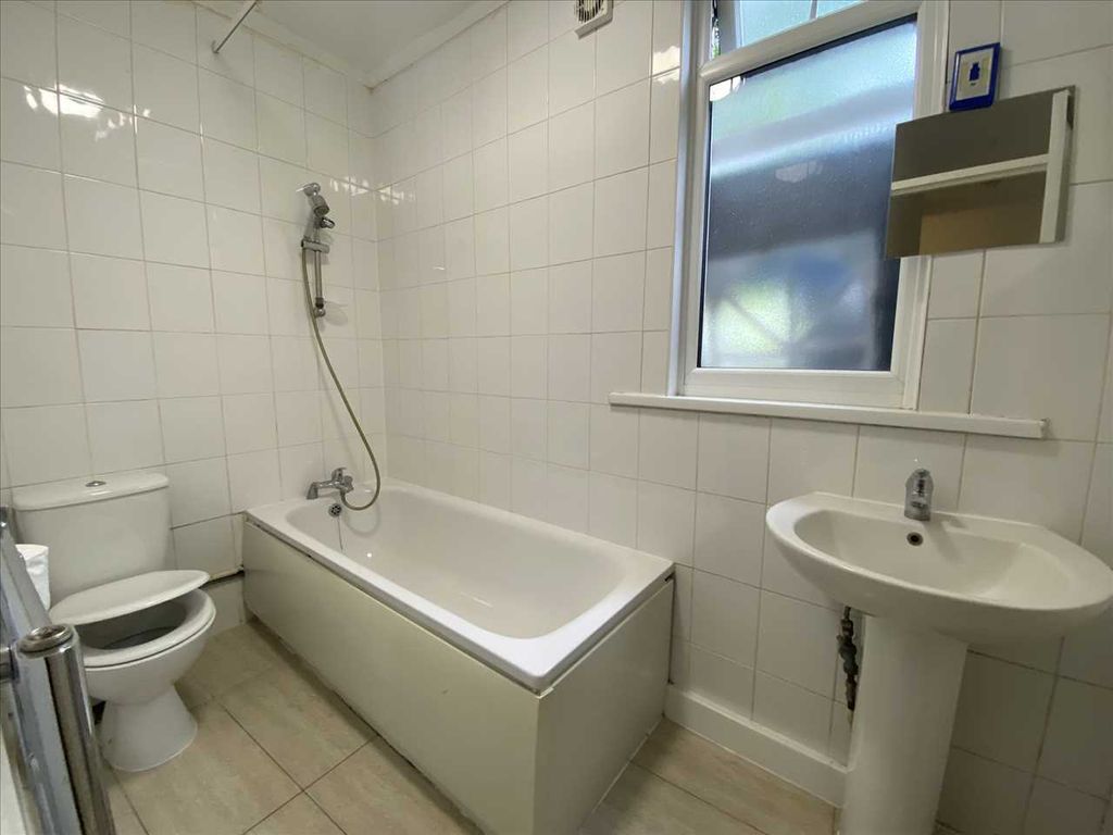 Property photo 3 of 3 Bathroom