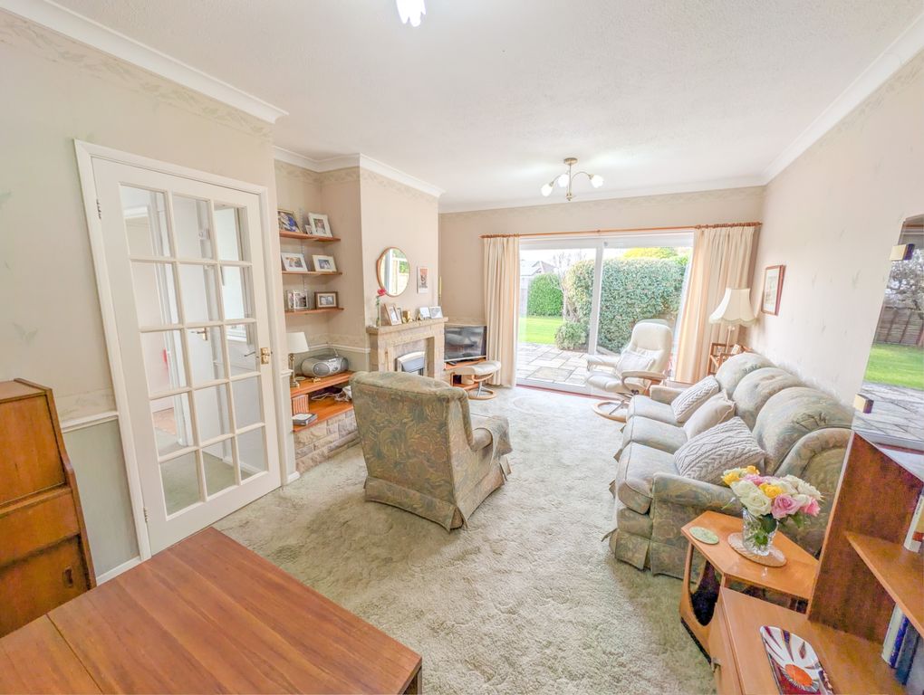 Property photo 2 of 11 Lounge Diner