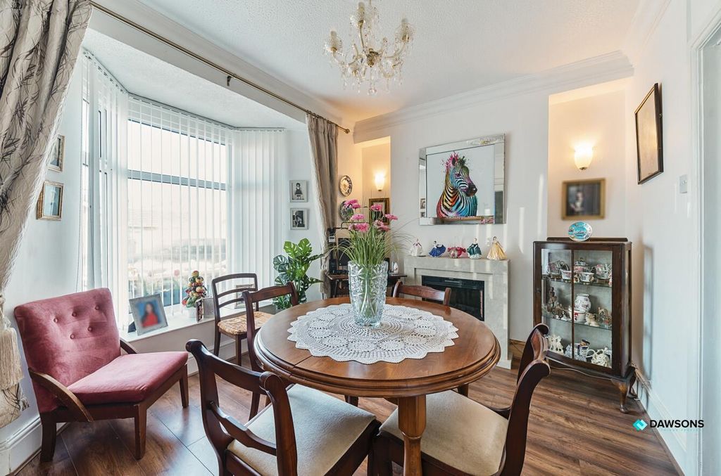 Property photo 3 of 26