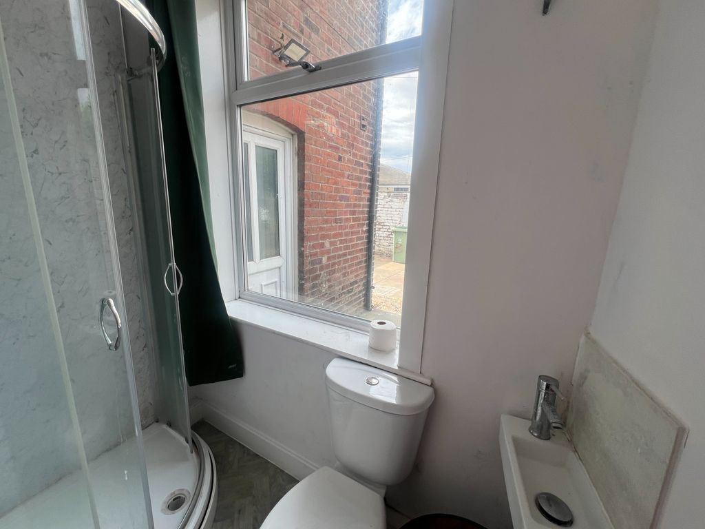 Property photo 2 of 4