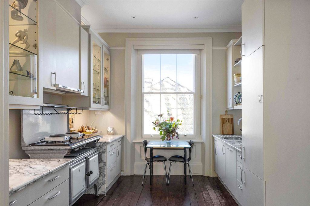 Property photo 3 of 12 Picture No. 13