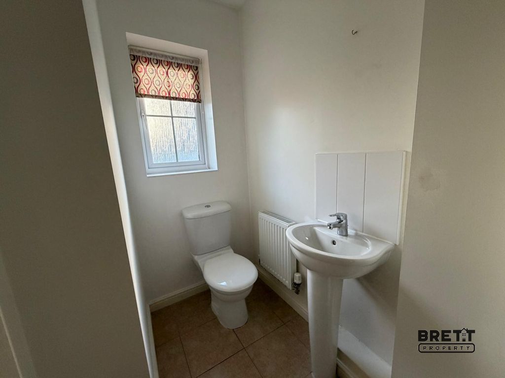 Property photo 3 of 9 W.C