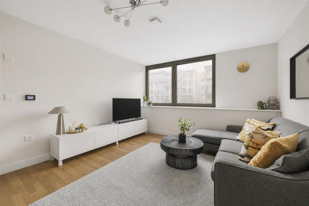 Property photo 2 of 11 26_75028.Jpg.Png