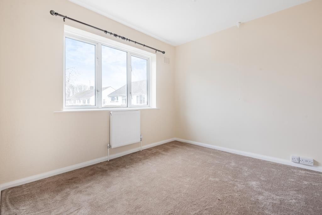 Property photo 3 of 10 Bedroom