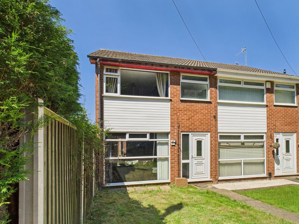 Property photo 1 of 18 Front