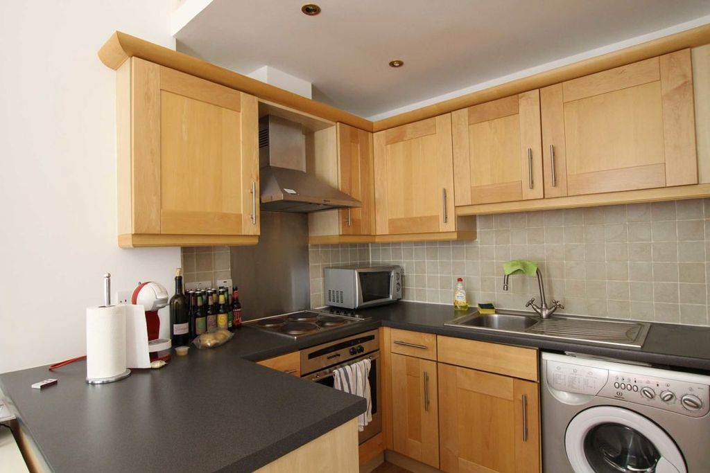 Property photo 3 of 4