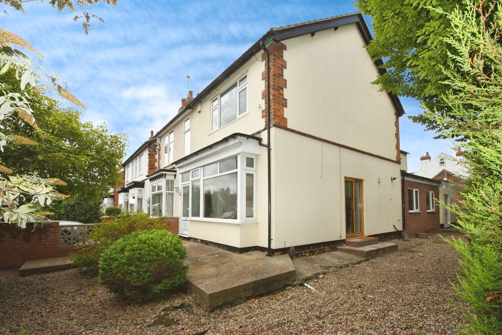 Property photo 1 of 17 Photo
