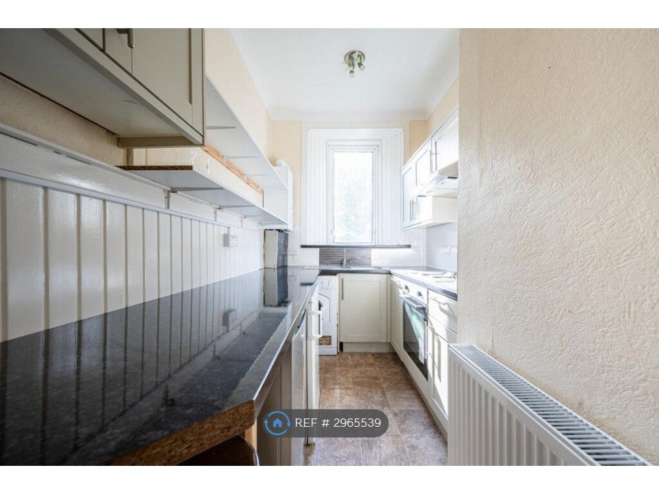 2 bed shared accommodation to rentUnion St, Stirling FK8 photo 5