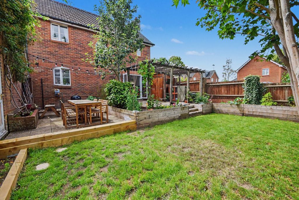 Property photo 2 of 12