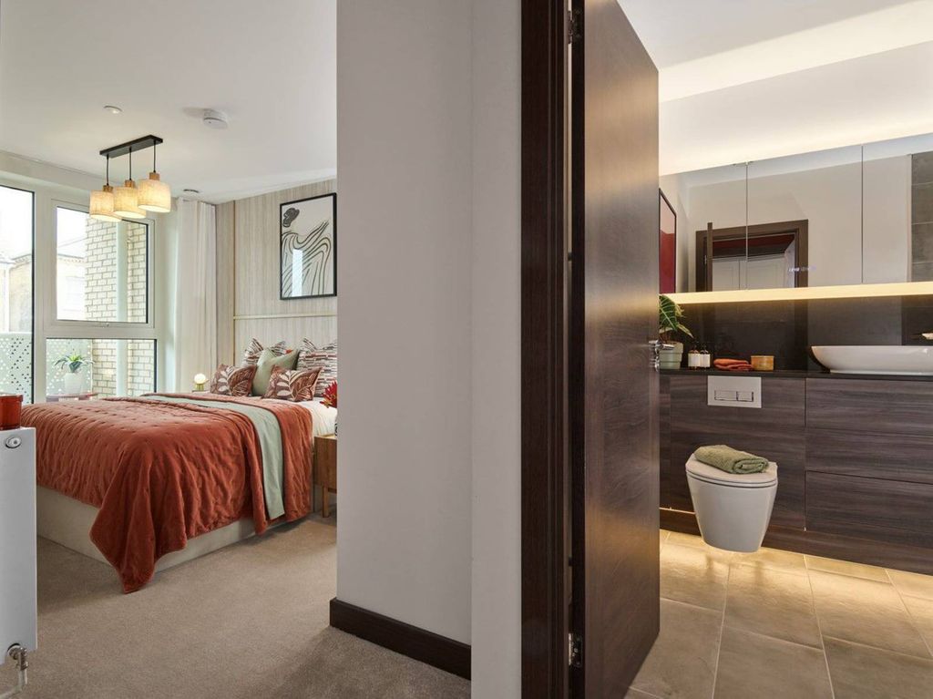 Property photo 2 of 12