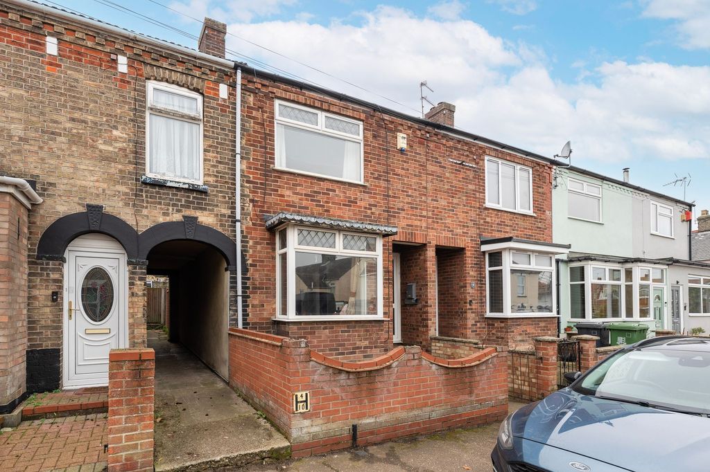 Property photo 1 of 16