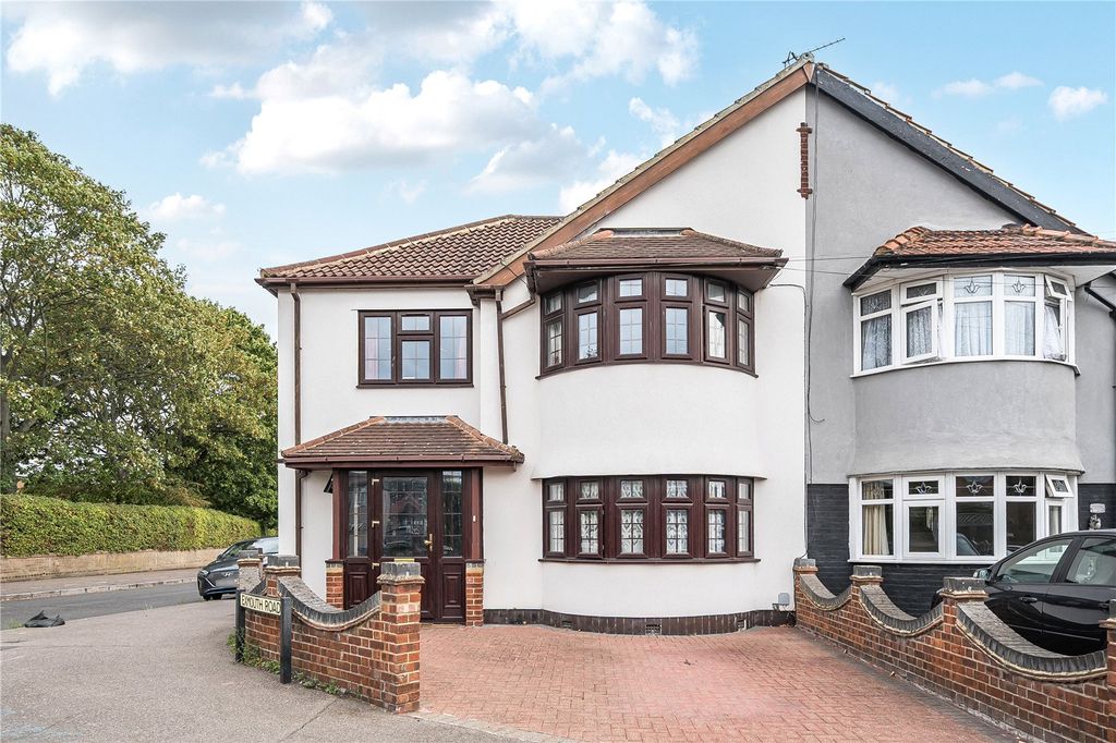 Property photo 1 of 12 External