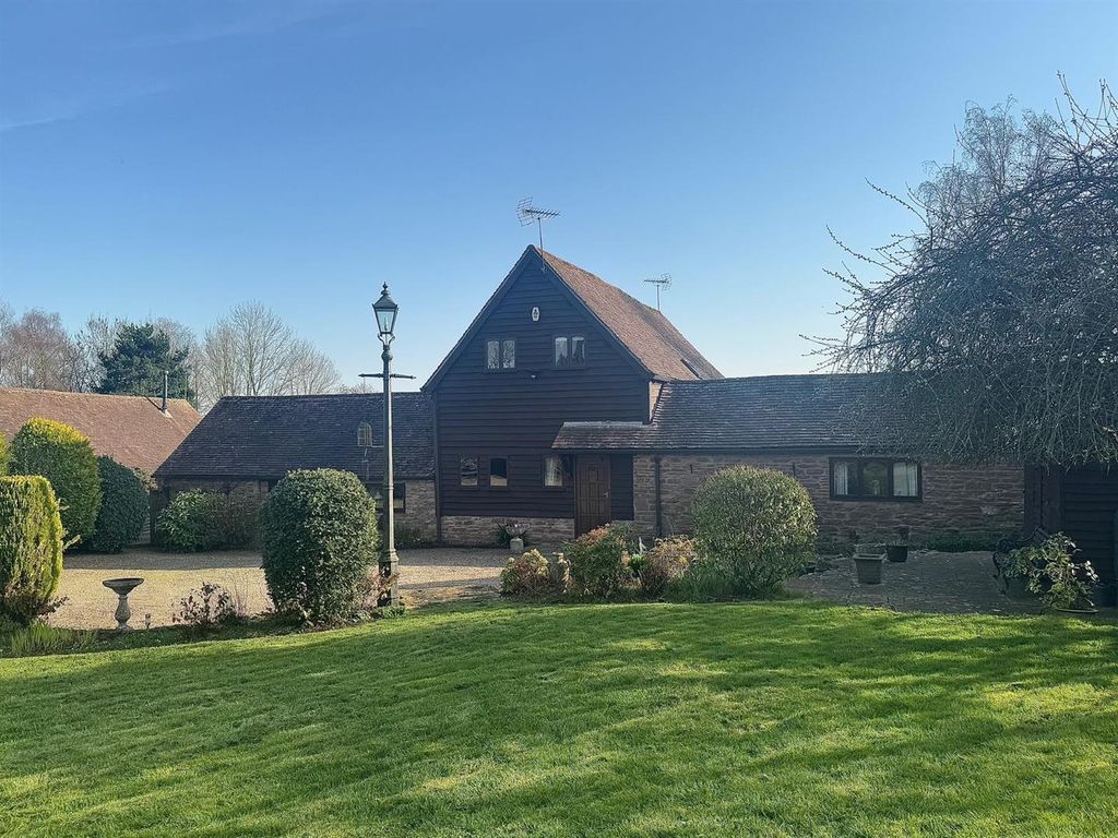 Property photo 2 of 29