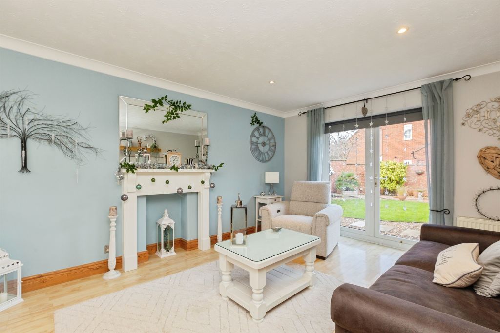 Property photo 2 of 24