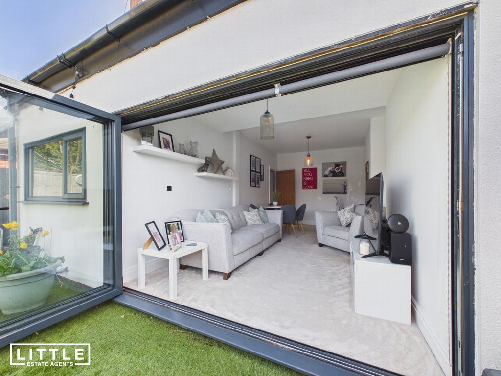 Property photo 2 of 34 Photo 10