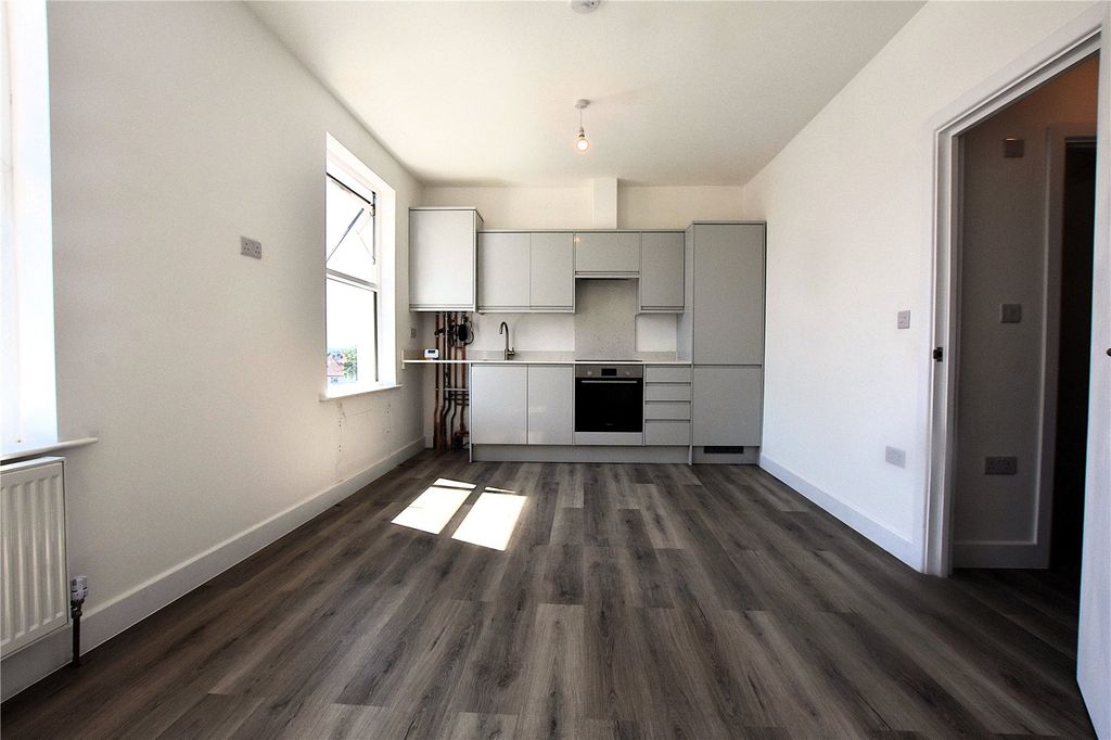 Property photo 1 of 13 Picture No. 03