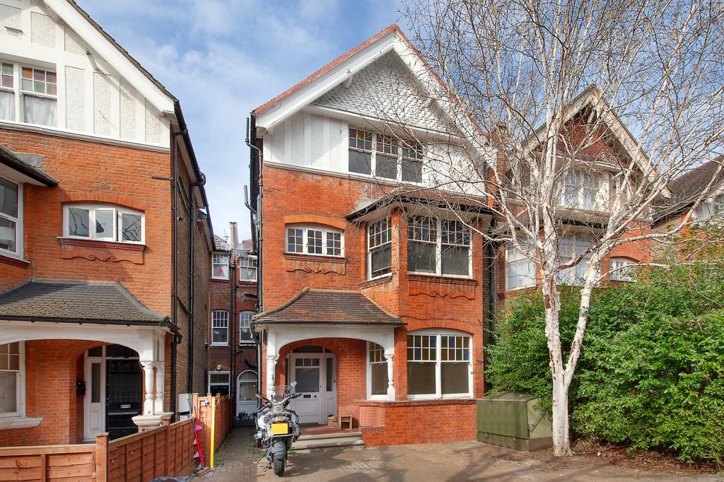 Property photo 1 of 10