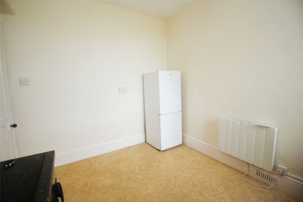 Property photo 3 of 7 Picture No. 10