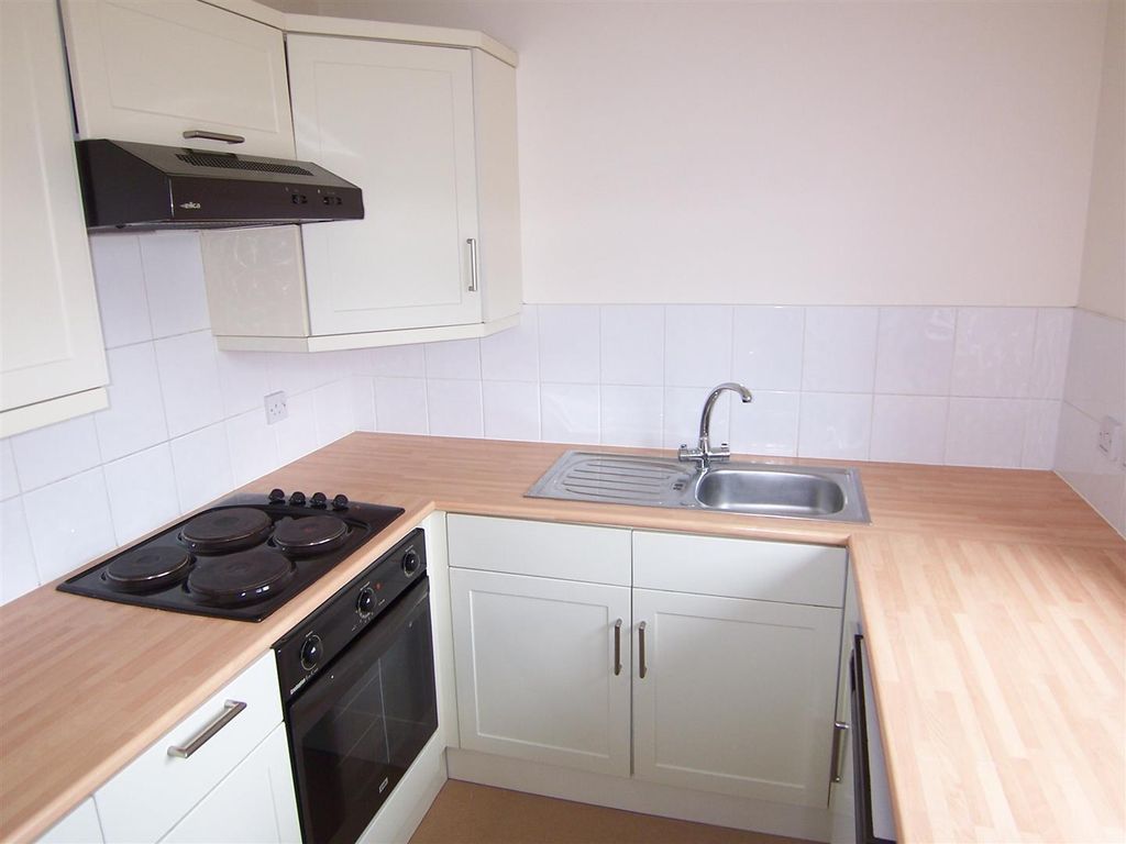 Property photo 3 of 7