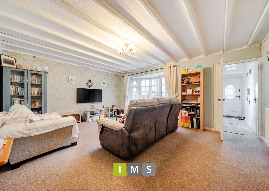 Property photo 3 of 14